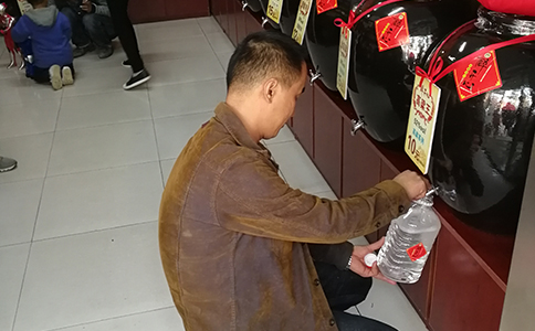 散酒如何做店中店？