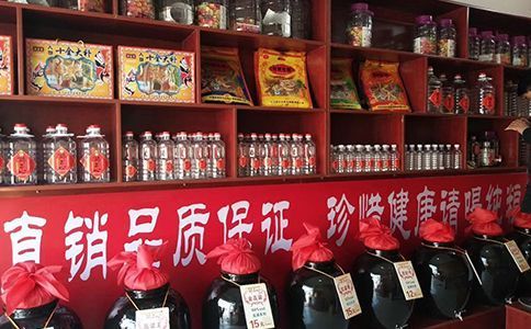 散酒怎么卖？散白酒加盟店利润多大？散酒哪家好喝？