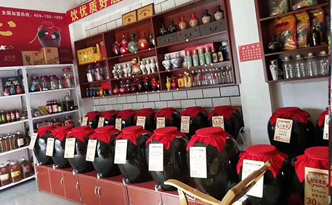 散酒加盟哪个牌子好？散酒加盟店怎么开？0投入散酒加盟店模式