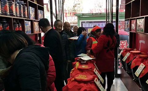 全国十大散酒加盟品牌排行：纯粮散酒哪个牌子的好？推荐醉开心散酒生产厂家