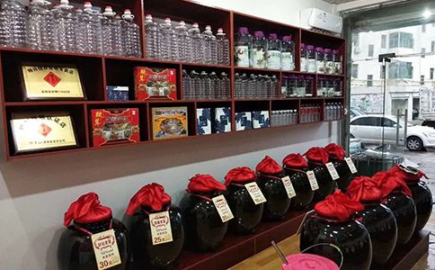 纯粮散酒加盟前三名：醉开心品牌散酒加盟，纯粮散酒坊加盟