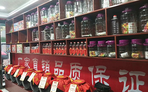 散酒生意怎样做才能好起来？加盟醉开心散酒，月入5万不是梦！